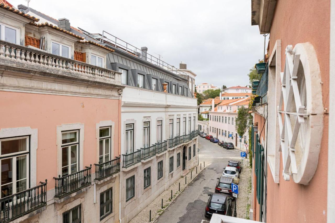 Lapa 3Bdr Duplex W/ Balcony By Lovelystay Lisbon Bagian luar foto