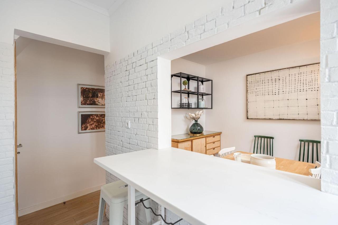 Lapa 3Bdr Duplex W/ Balcony By Lovelystay Lisbon Bagian luar foto