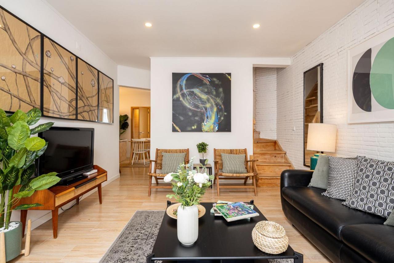 Lapa 3Bdr Duplex W/ Balcony By Lovelystay Lisbon Bagian luar foto